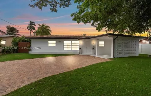 1910 NW 36th St, Oakland Park, FL 33309