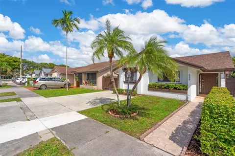 461 SW 89th Ct, Miami, FL 33174