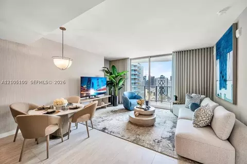 77 SE 5th St #2011, Miami, FL 33131
