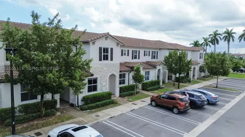 12121 NW 23 Ct #12121, Miami, FL 33167