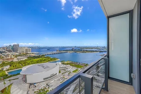 398 NE 5th St #3508, Miami, FL 33132
