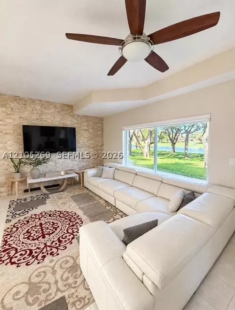 14911 SW 114th Ter, Miami, FL 33196