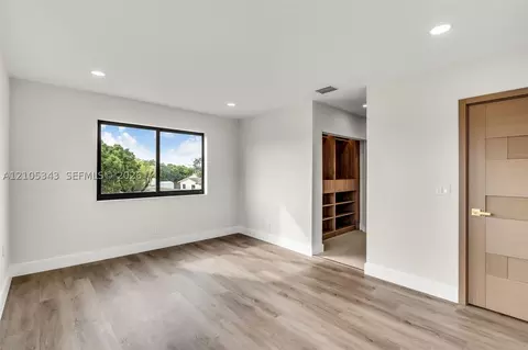 Bedroom - 1735 SW 97th Pl, Miami, FL 33165 photo 6 of 8
