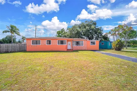 1750 NW 185th St, Miami Gardens, FL 33056