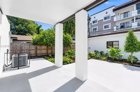 Exterior - 158 E 4th St, Hialeah, FL 33010 photo 5 of 11