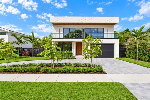623 NE 16th Ter, Fort Lauderdale, FL 33304