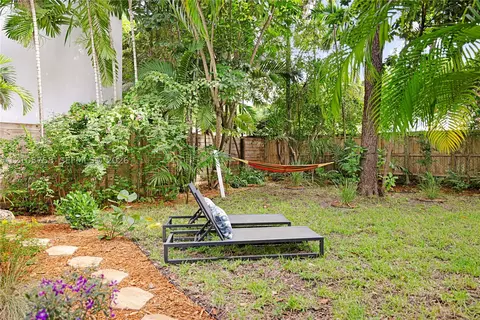 Exterior - 668 NE 70th St, Miami, FL 33138 photo 11 of 22