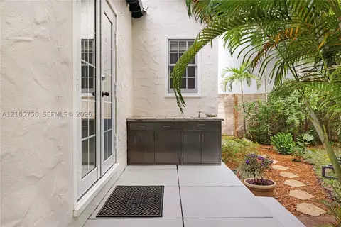 Exterior - 668 NE 70th St, Miami, FL 33138 photo 16 of 22
