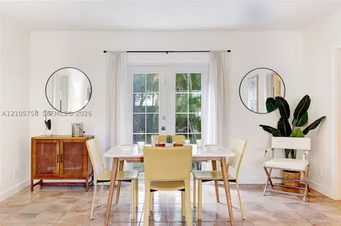 Dining - 668 NE 70th St, Miami, FL 33138 photo 1 of 3