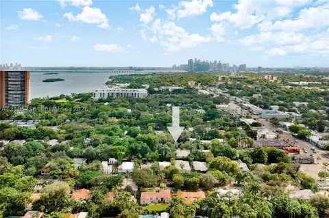 View/Area - 668 NE 70th St, Miami, FL 33138 photo 7 of 14