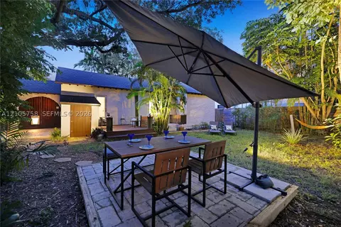 Exterior - 668 NE 70th St, Miami, FL 33138 photo 3 of 22