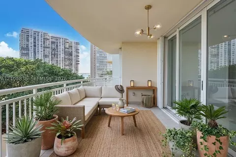 2475 Brickell Ave #704, Miami, FL 33129 photo 3
