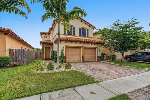 125 NE 24th Ter, Homestead, FL 33033