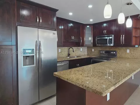 19380 Collins Ave #1002, Sunny Isles Beach, FL 33160