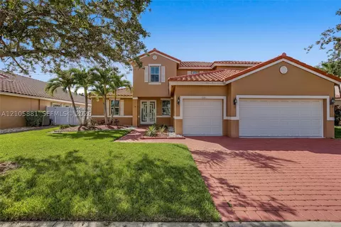 1588 SW 191st Ave, Pembroke Pines, FL 33029