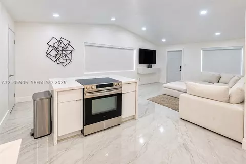 1608 NW 15th St, Fort Lauderdale, FL 33311