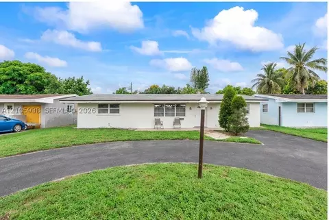 8310 NW 10th St, Pembroke Pines, FL 33024
