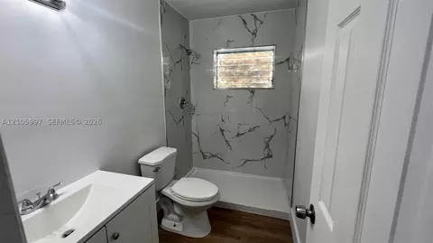 2441 NW 13th St #84, Miami, FL 33125