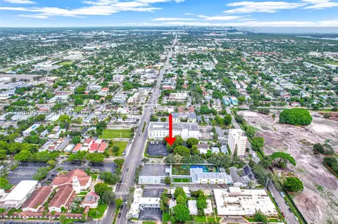 1724 Buchanan St, Hollywood, FL 33020 photo 10