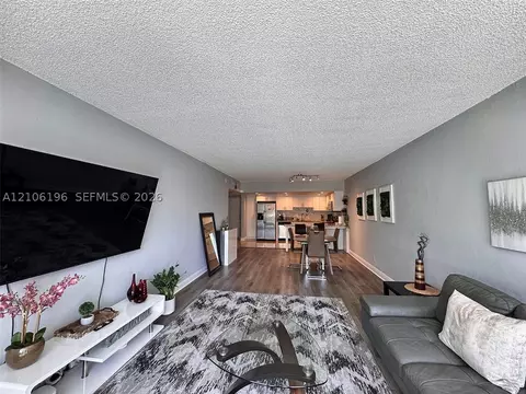 19370 Collins Ave #225, Sunny Isles Beach, FL 33160