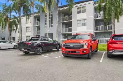 8590 SW 212th St #207, Cutler Bay, FL 33189