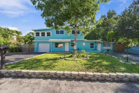 766 NW 42nd St, Oakland Park, FL 33309