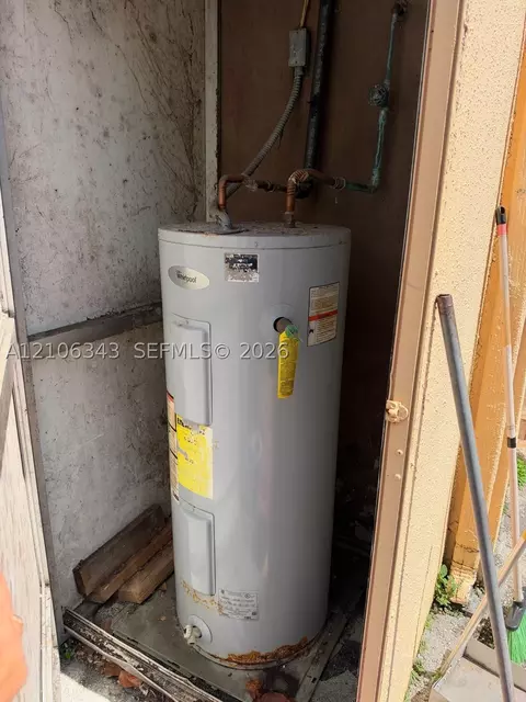 Other - 2500 W 8th Ln, Hialeah, FL 33010 photo 7 of 8