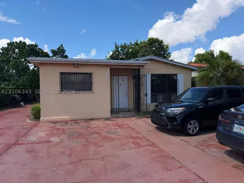 Other - 2500 W 8th Ln, Hialeah, FL 33010 photo 3 of 8