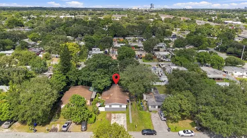 6351 Hayes St, Hollywood, FL 33024