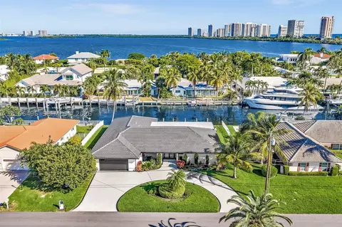 1170 Fairview Ln, Singer Island, FL 33404