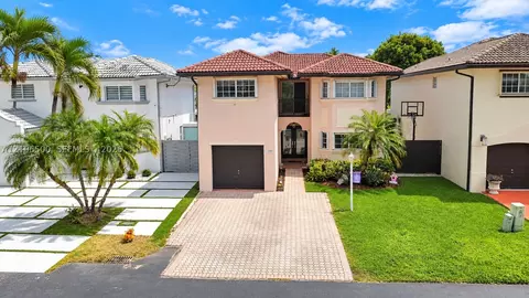 3991 SW 153rd Ct, Miami, FL 33185