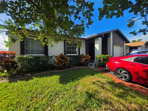 9550 W Elm Ln, Miramar, FL 33025