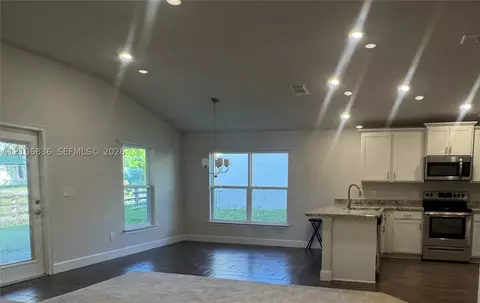 Living - 187 NW 45th Loop, Ocala, FL 34475 photo 1 of 3