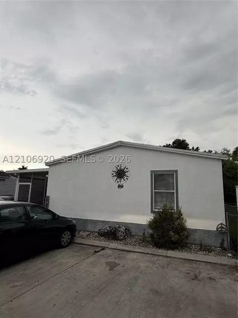 19800 SW 180 Ave T, Miami, FL 33187