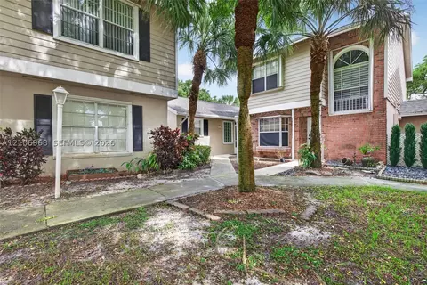 3752 NW 122nd Ter, Sunrise, FL 33323