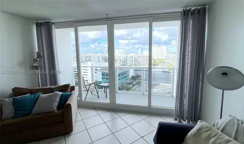 3505 S Ocean Dr #1404, Hollywood, FL 33019