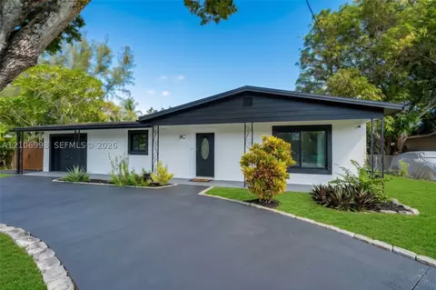 6501 NW 20th Ct, Sunrise, FL 33313
