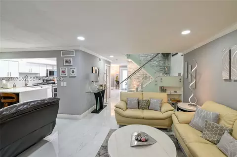 Living - 8115 W 8th Ct, Hialeah, FL 33014 photo 5 of 8