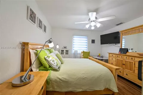 Bedroom - 8115 W 8th Ct, Hialeah, FL 33014 photo 9 of 12