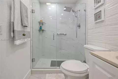 Bath - 8115 W 8th Ct, Hialeah, FL 33014 photo 9 of 11
