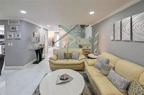 Living - 8115 W 8th Ct, Hialeah, FL 33014 photo 2 of 8
