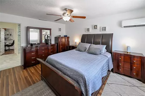 Bedroom - 8115 W 8th Ct, Hialeah, FL 33014 photo 4 of 12