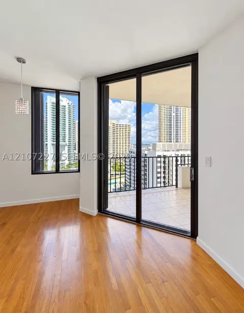 Other - 520 Brickell Key Dr #A2012, Miami, FL 33131 photo 2 of 7
