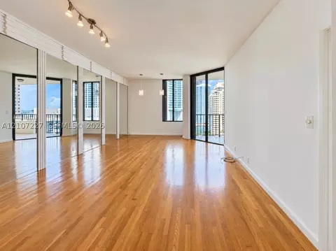 Living - 520 Brickell Key Dr #A2012, Miami, FL 33131 photo 1 of 3