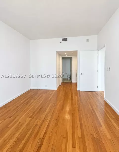 Bedroom - 520 Brickell Key Dr #A2012, Miami, FL 33131 photo 1 of 1