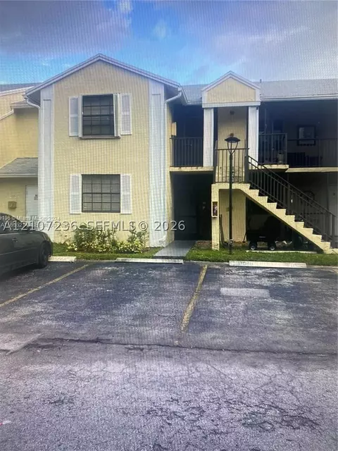 980 Constitution Dr #980C, Homestead, FL 33034
