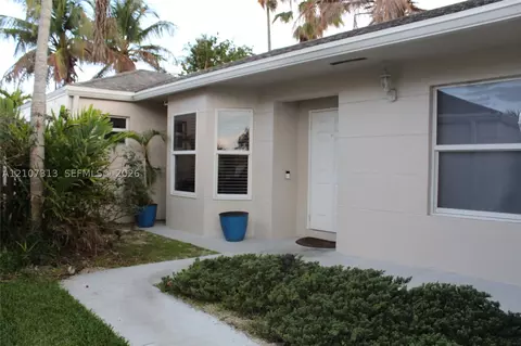 9818 SW 222nd Ter, Cutler Bay, FL 33190