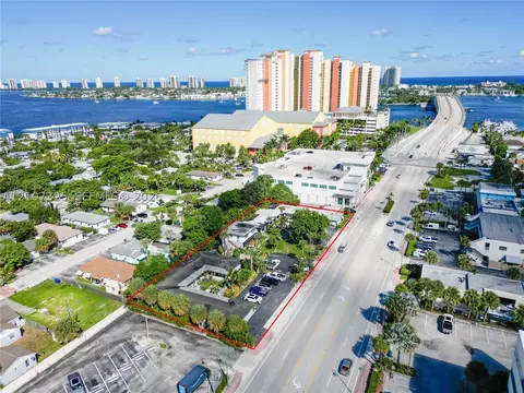 186 E Blue Heron Blvd, Riviera Beach, FL 33404