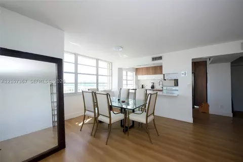 2851 NE 183rd St #1617E, Aventura, FL 33160