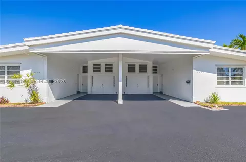 2645 NE 32nd St, Fort Lauderdale, FL 33306